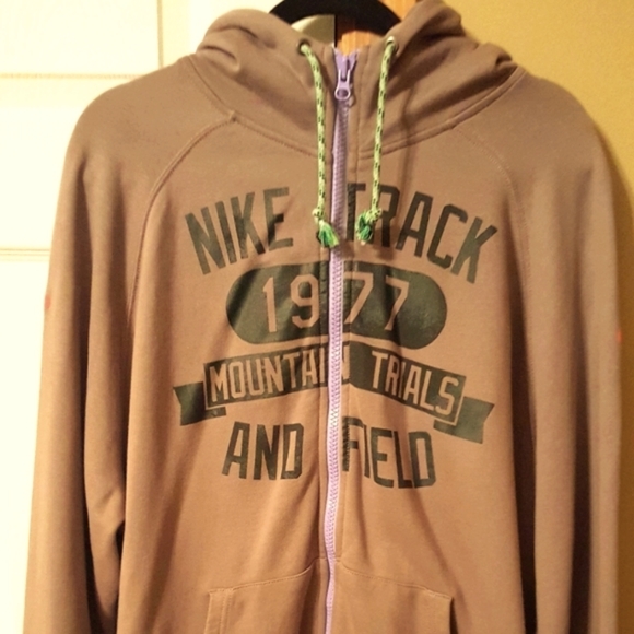 Nike Other - Never Worn Nike Track and Field Vintage Hoodie